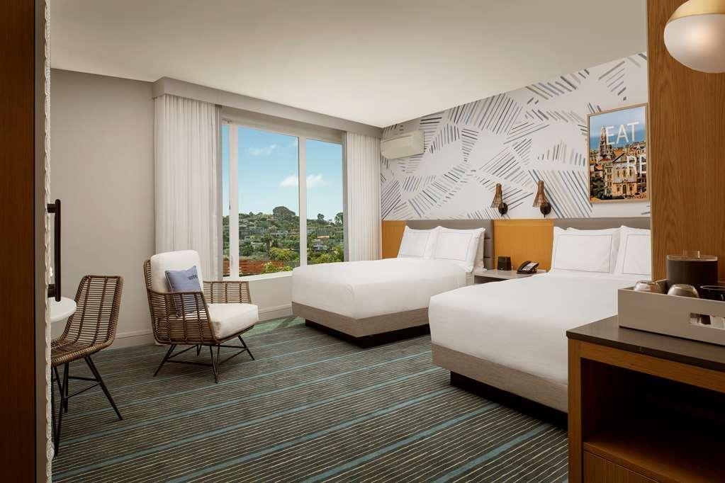 The Monsaraz San Diego, Tapestry Collection By Hilton Zimmer foto