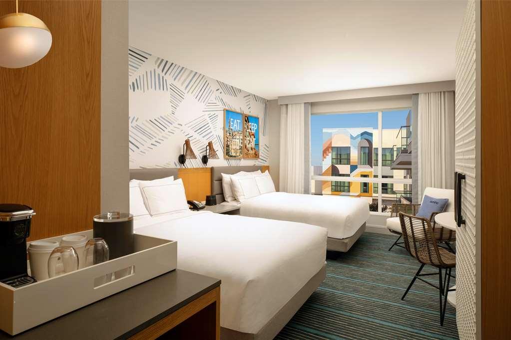 The Monsaraz San Diego, Tapestry Collection By Hilton Zimmer foto